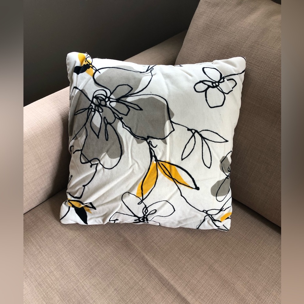Floral Decorative Pillow Grey Yellow Black 16x16